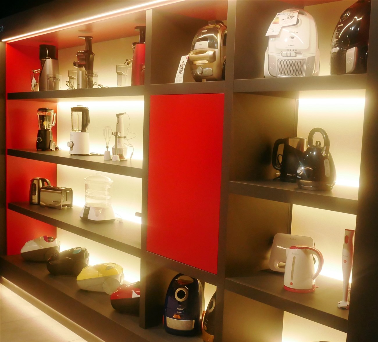 Nowoczesny showroom w Poznaniu 8